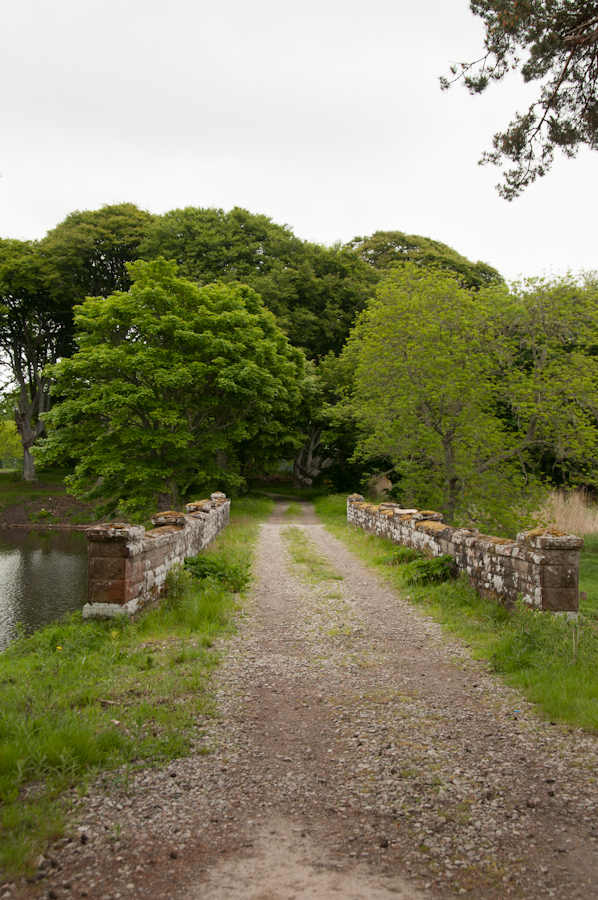 Bridge spanning Outfall of Lake Ospisdale, Skibo Castle